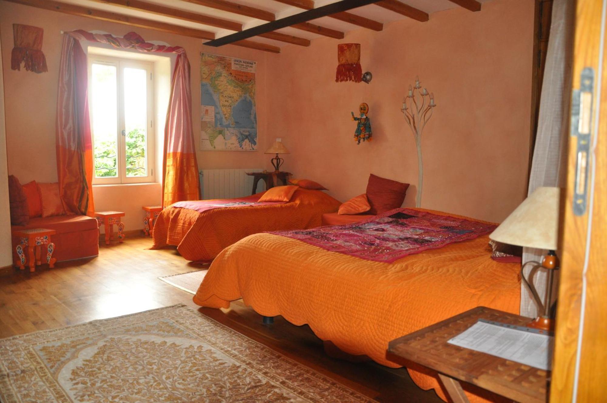 La Source, Vegetarian Guest House Chabeuil Buitenkant foto