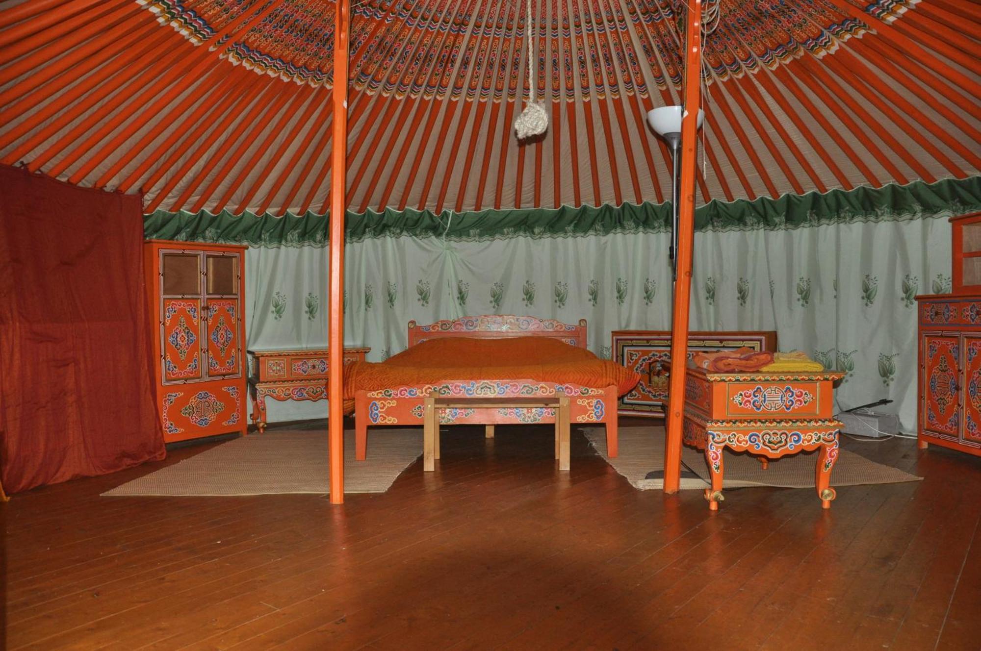 La Source, Vegetarian Guest House Chabeuil Buitenkant foto
