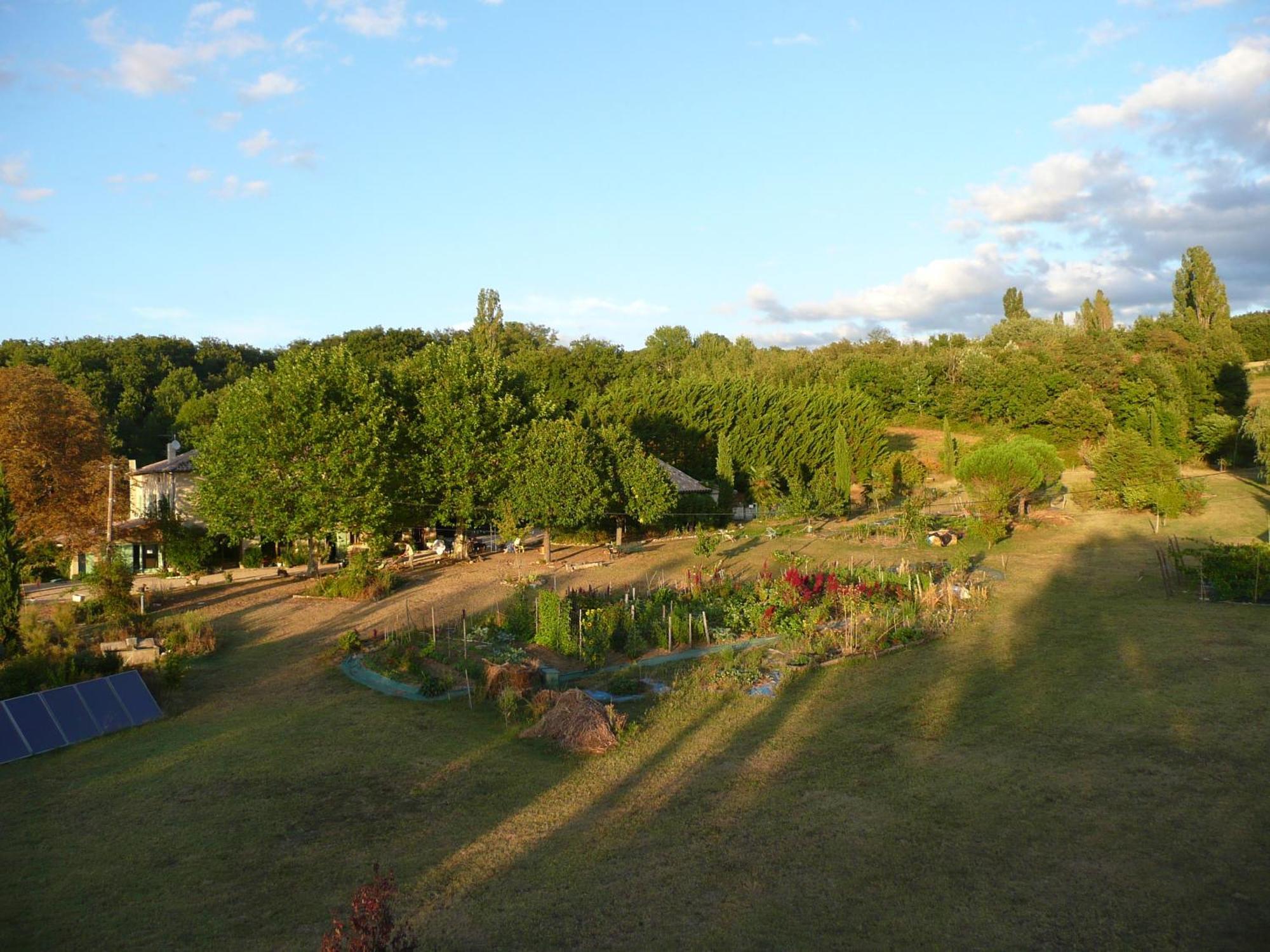 La Source, Vegetarian Guest House Chabeuil Buitenkant foto