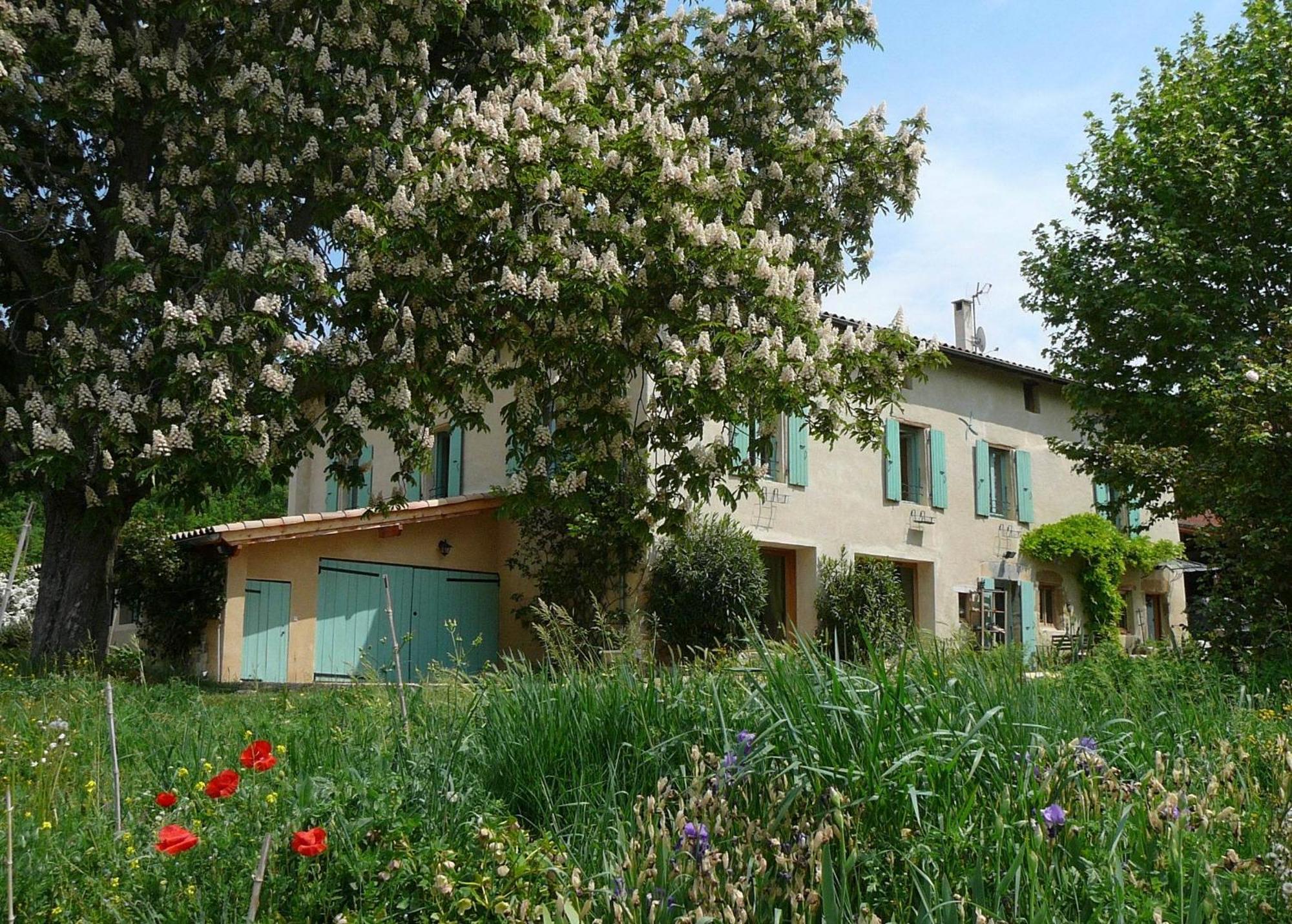 La Source, Vegetarian Guest House Chabeuil Buitenkant foto