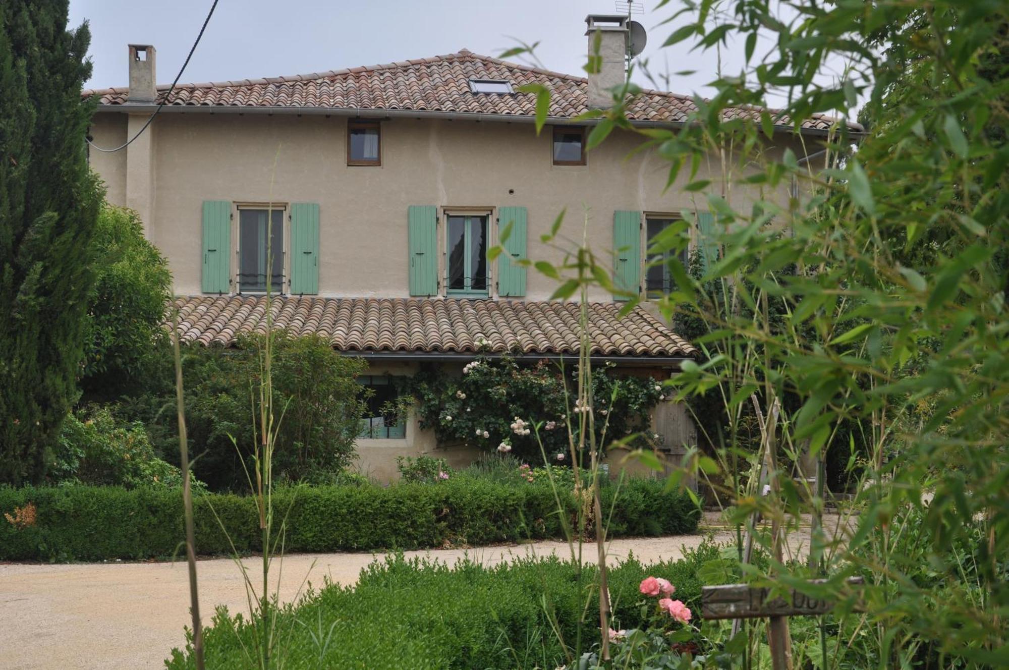 La Source, Vegetarian Guest House Chabeuil Buitenkant foto