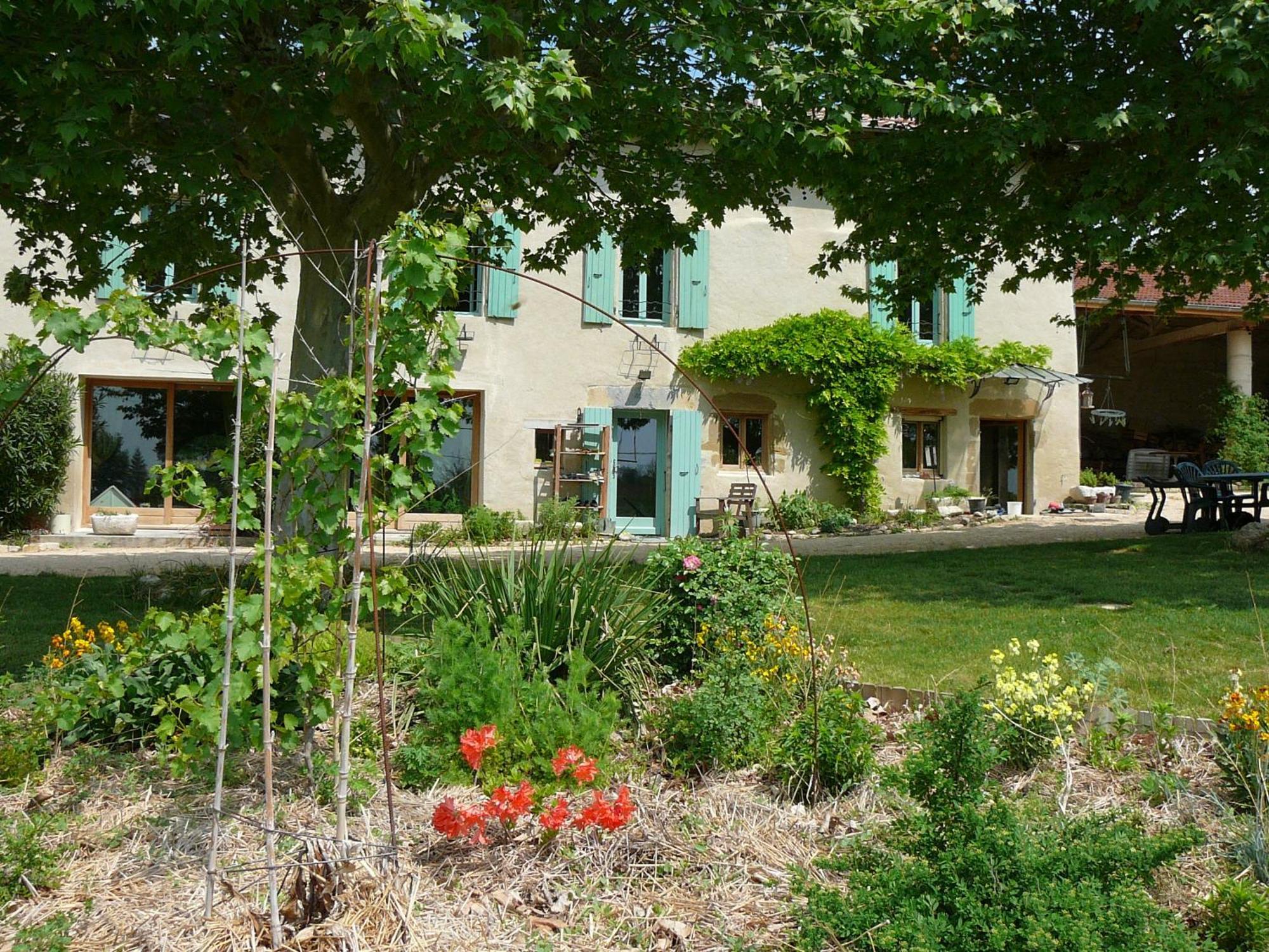 La Source, Vegetarian Guest House Chabeuil Buitenkant foto